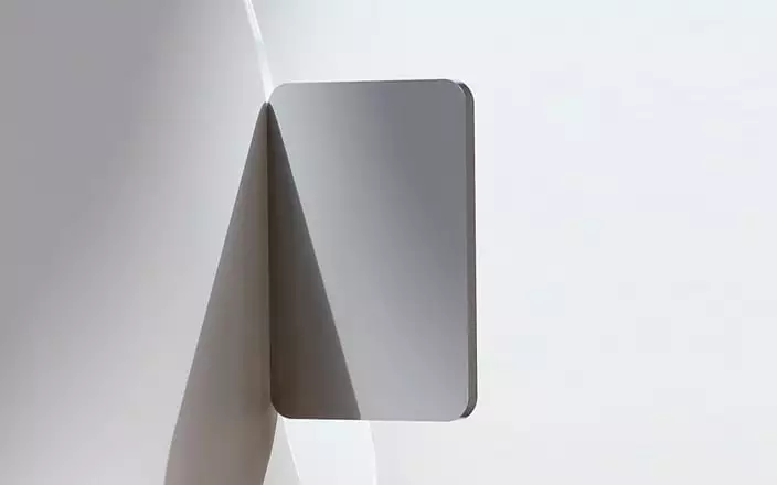 Right Angle - Daniel Rybakken - mirror - Galerie kreo