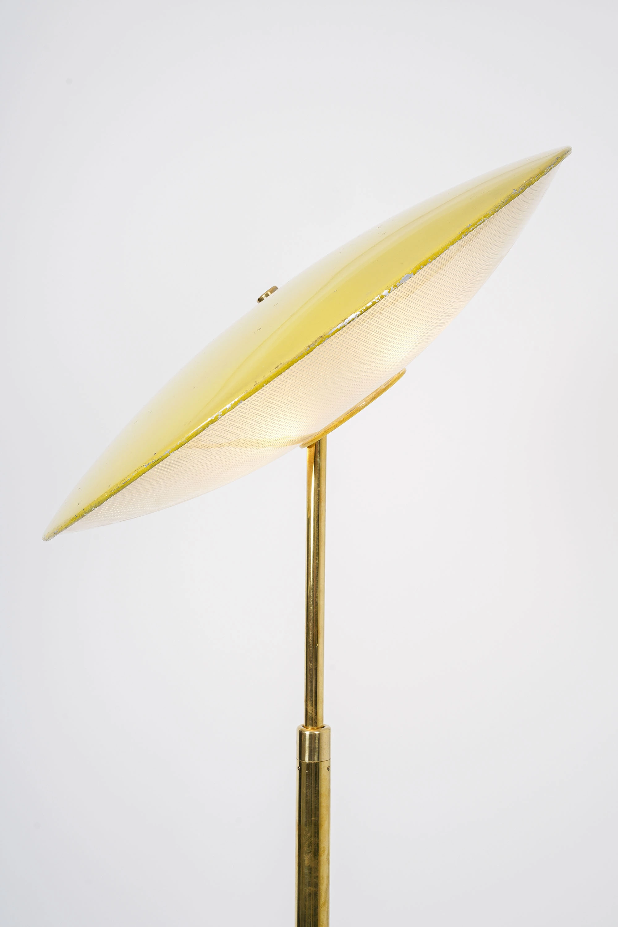 344  - Giuseppe Ostuni - Floor light - Galerie kreo