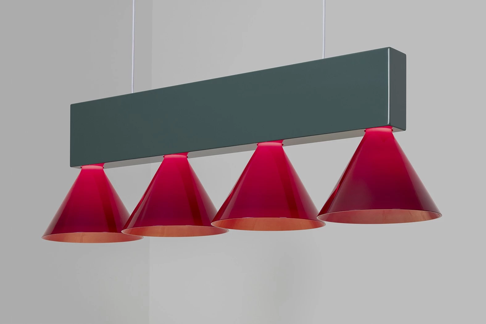 Signal C4 POLYCHROMATIC - Edward Barber and Jay Osgerby - Pendant light - Galerie kreo