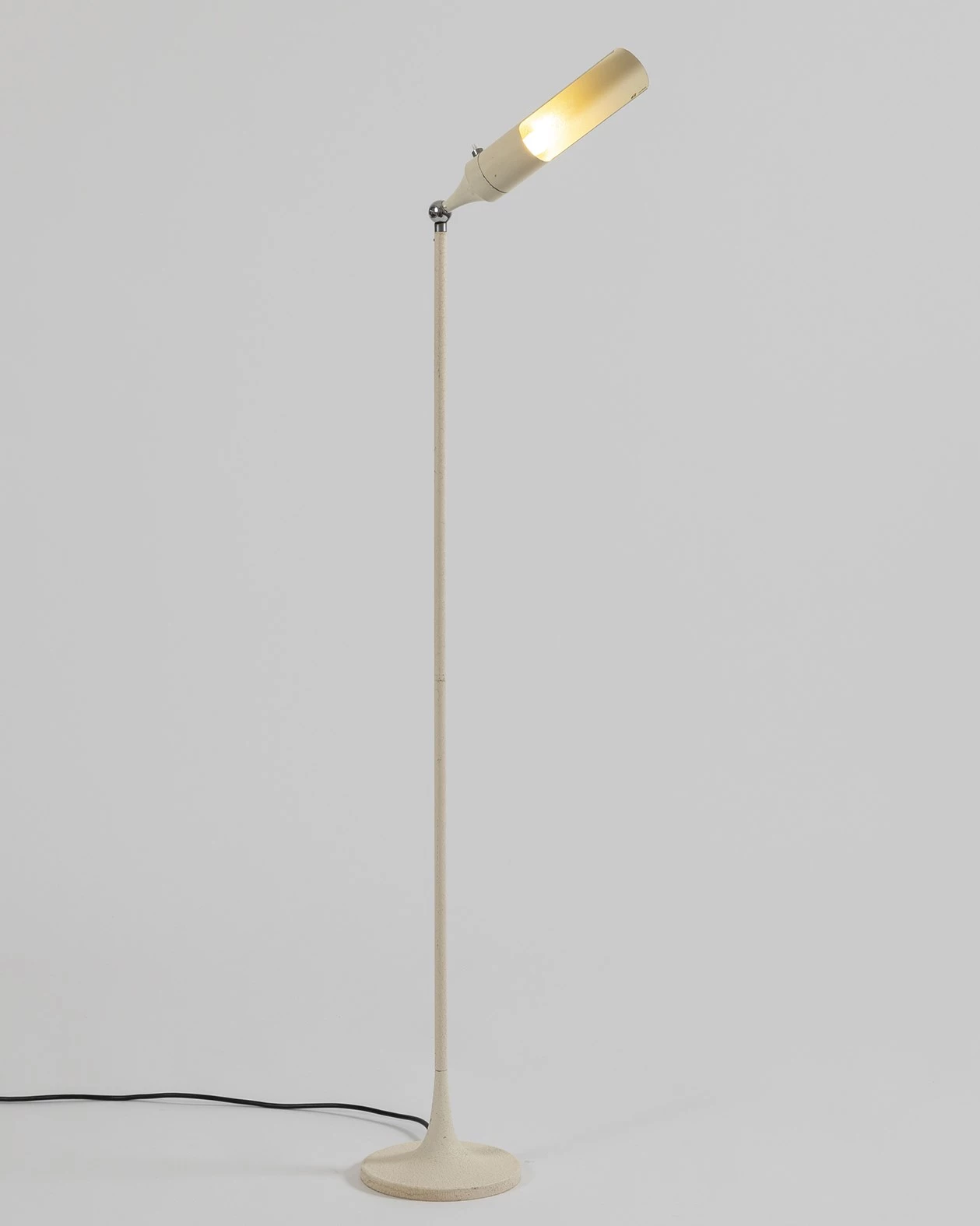 1086 (cream) - Gino Sarfatti - Floor light - Galerie kreo