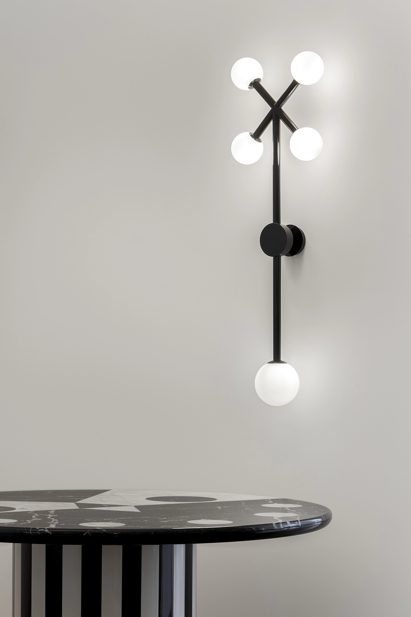 Wink lacquered - Jaime Hayon - Wall light - Galerie kreo