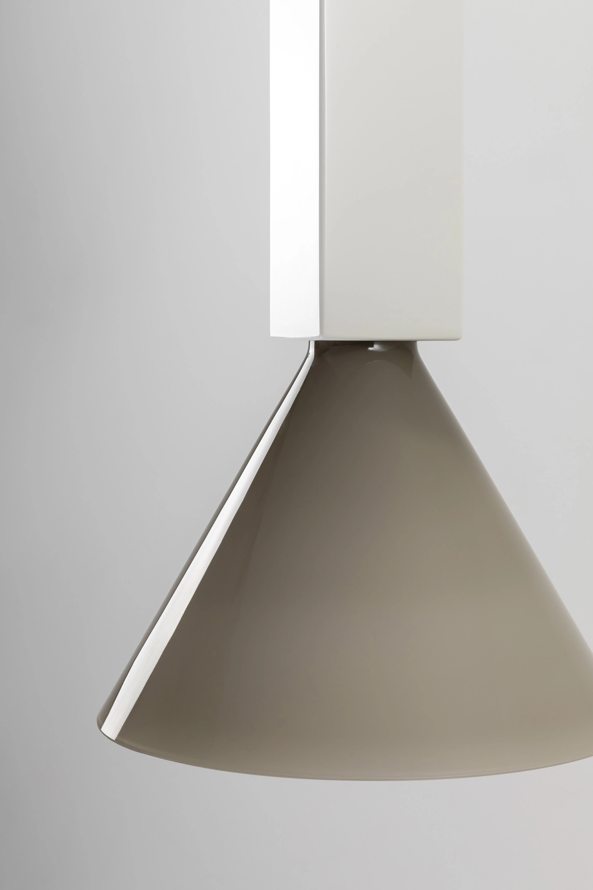 Signal C1 MONOCHROMATIC - Edward Barber and Jay Osgerby - Pendant light - Galerie kreo