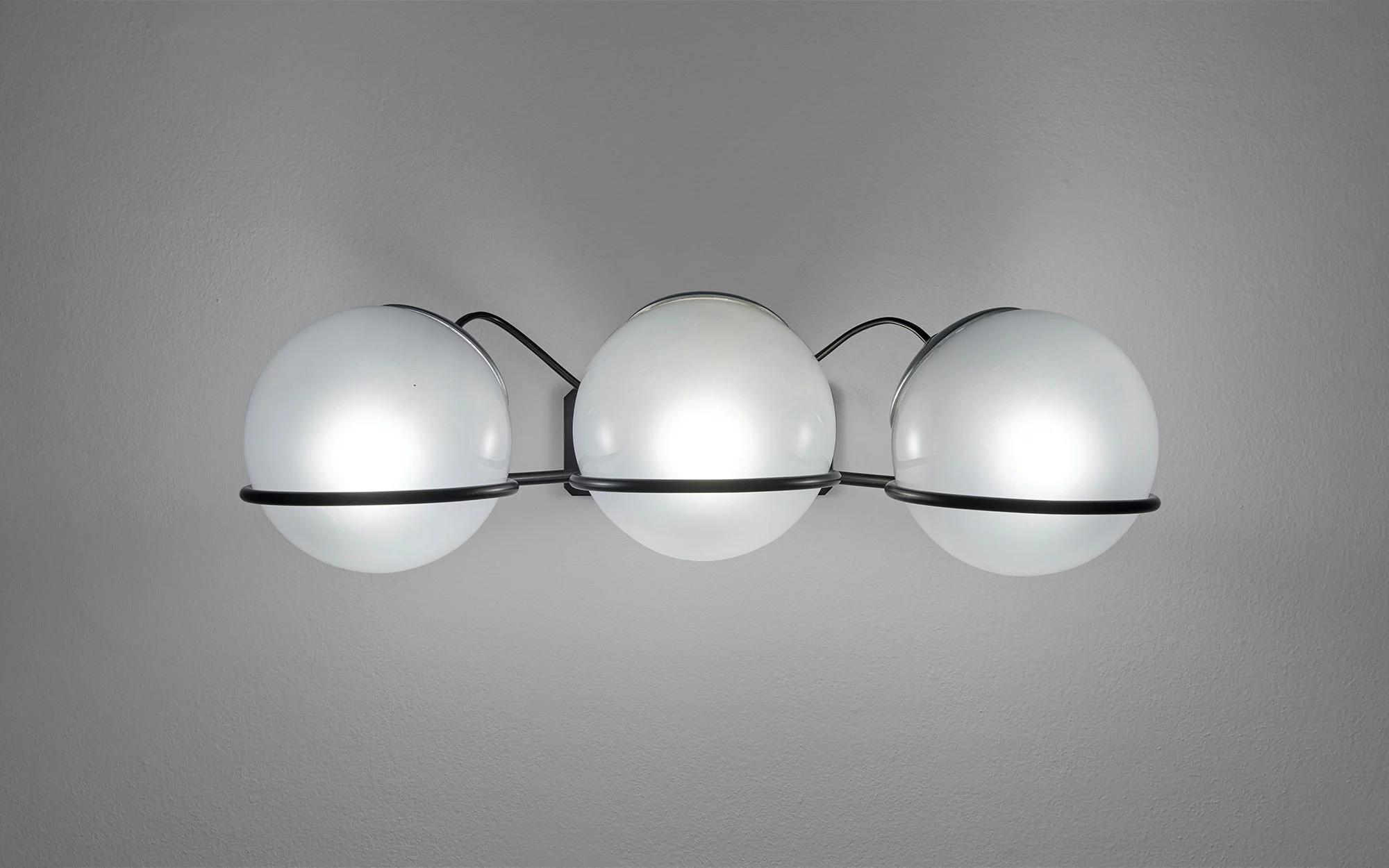 237/3 - Gino Sarfatti - Wall light - Galerie kreo