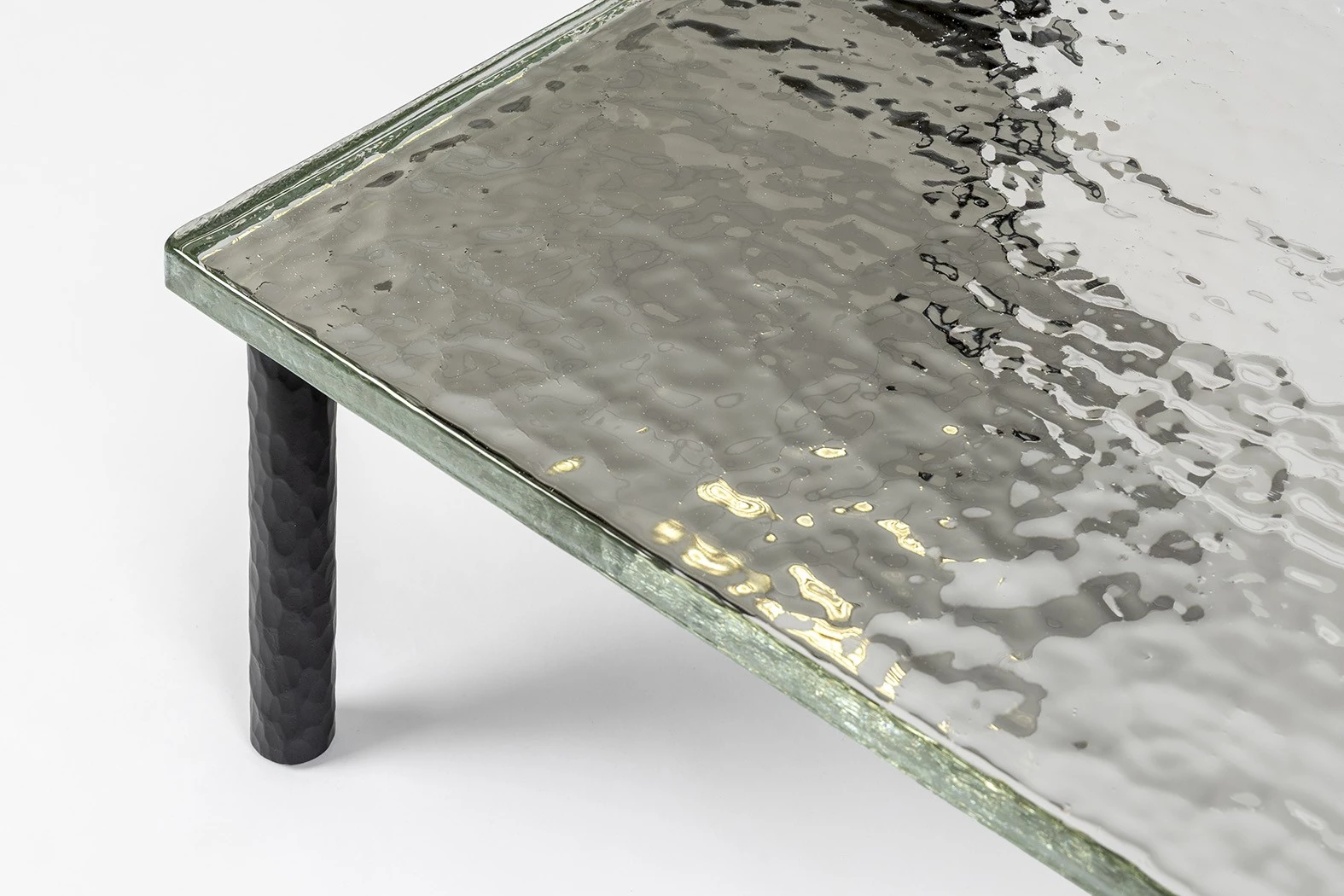 Flou Coffee Table - Ronan Bouroullec - Coffee table - Galerie kreo