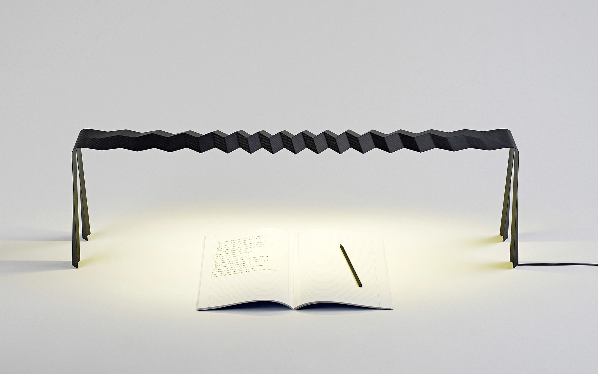 Slim and Strong - Delphine Frey - table-light - Galerie kreo
