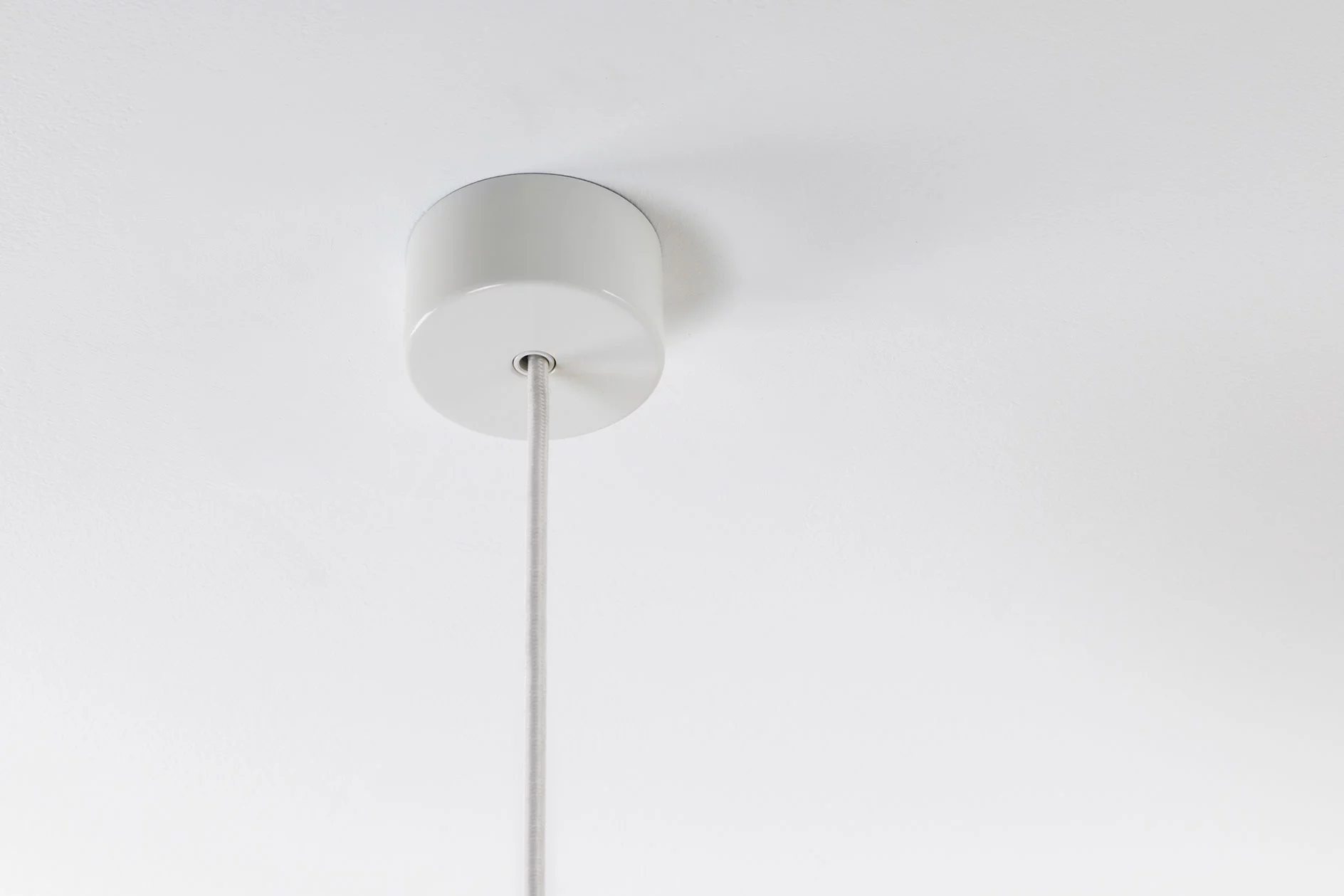 Signal C4 POLYCHROMATIC - Edward Barber and Jay Osgerby - Pendant light - Galerie kreo