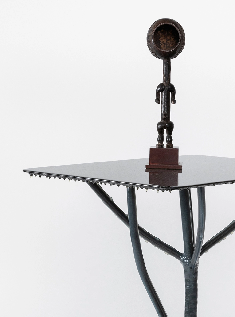 Frozen Hogweed Square Table - Studio Wieki Somers - Console - Galerie kreo