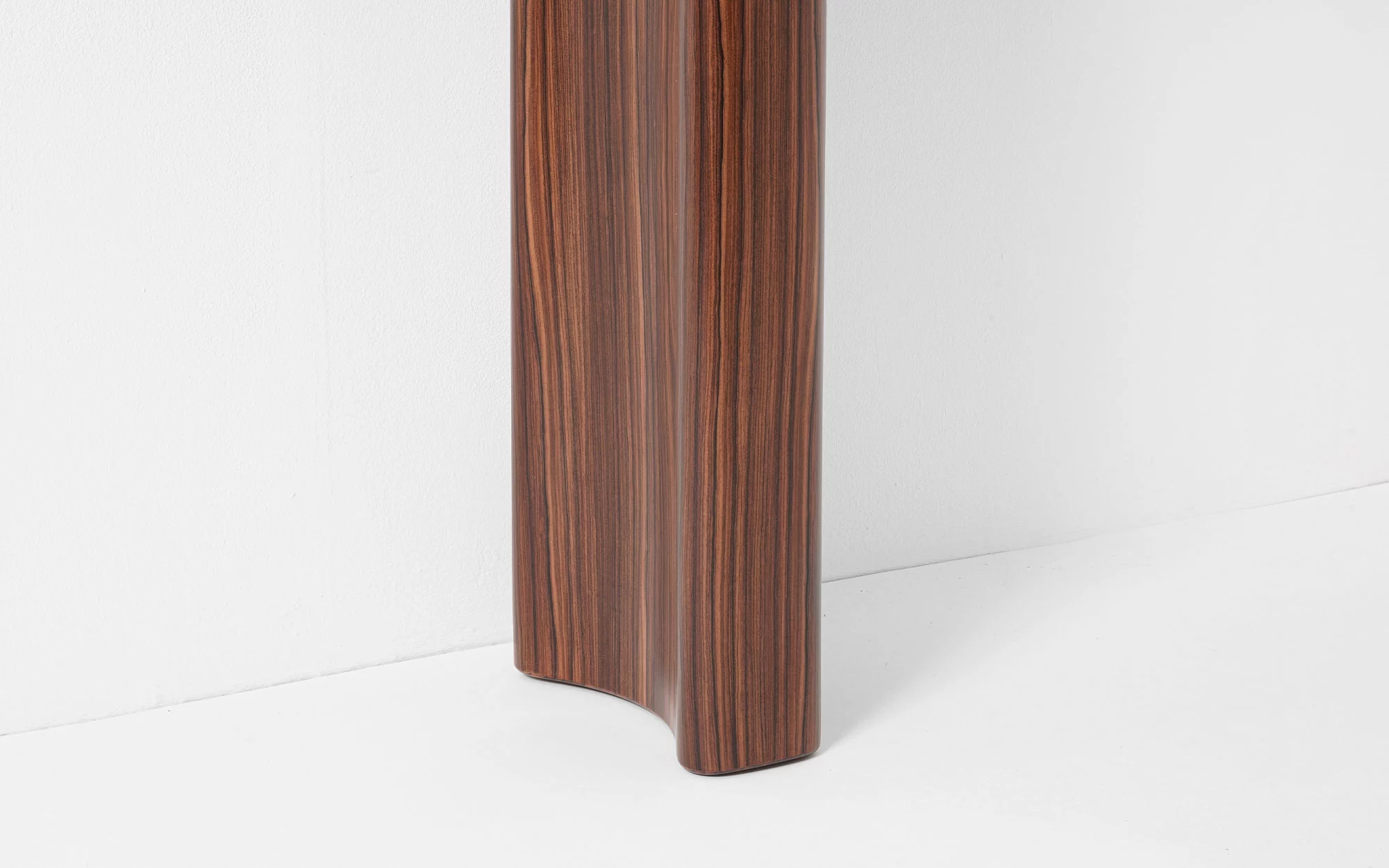 Kinari Console - Doshi Levien - Console - Galerie kreo