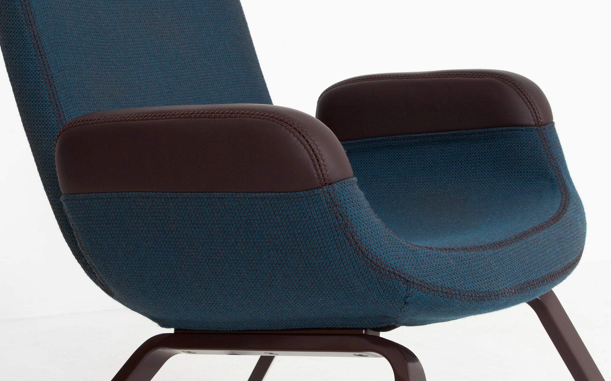 UN Lounge Chair - Hella Jongerius - Chair - Galerie kreo