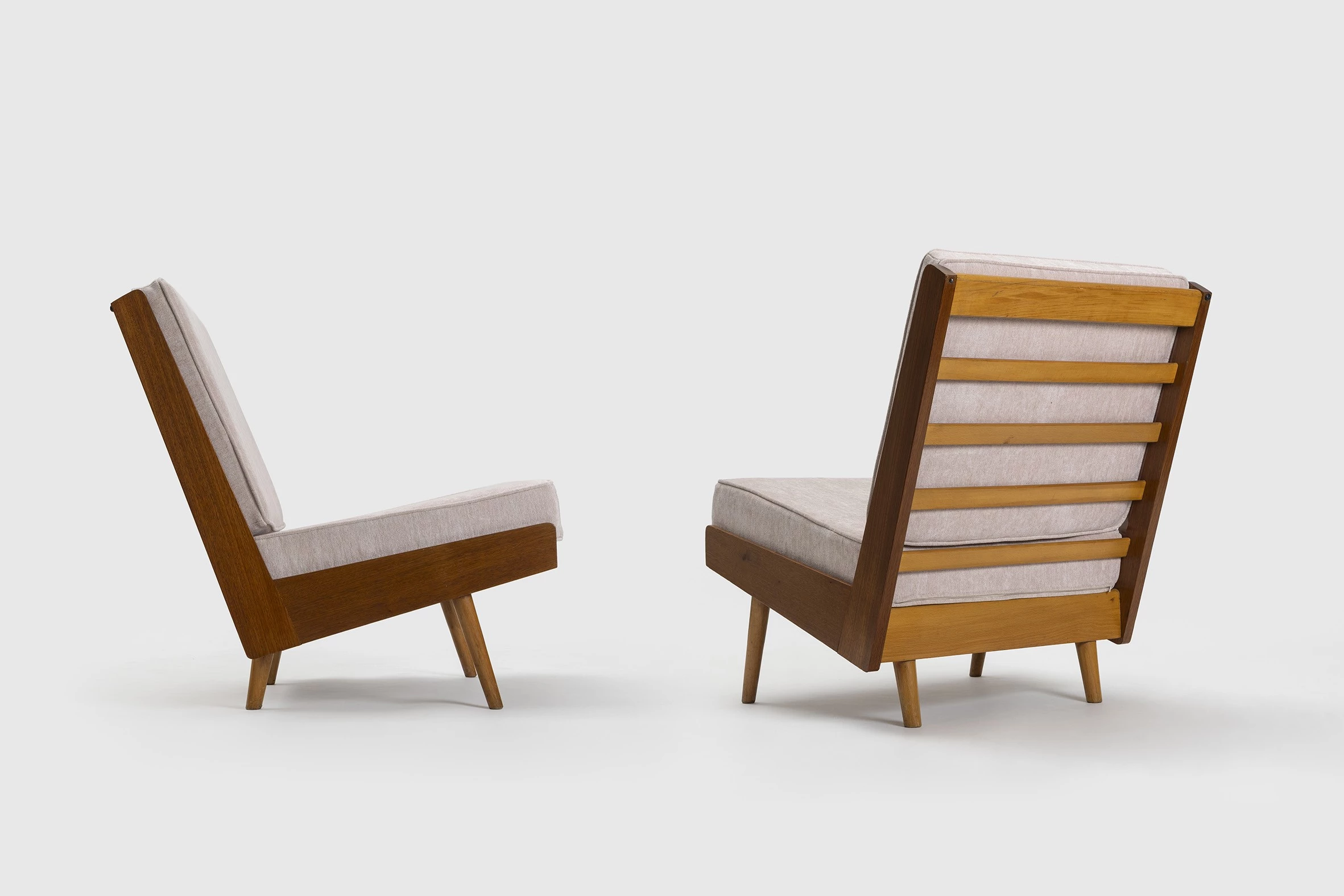 Slat Chair (2) (pink) - Robin Day - Seating - Galerie kreo