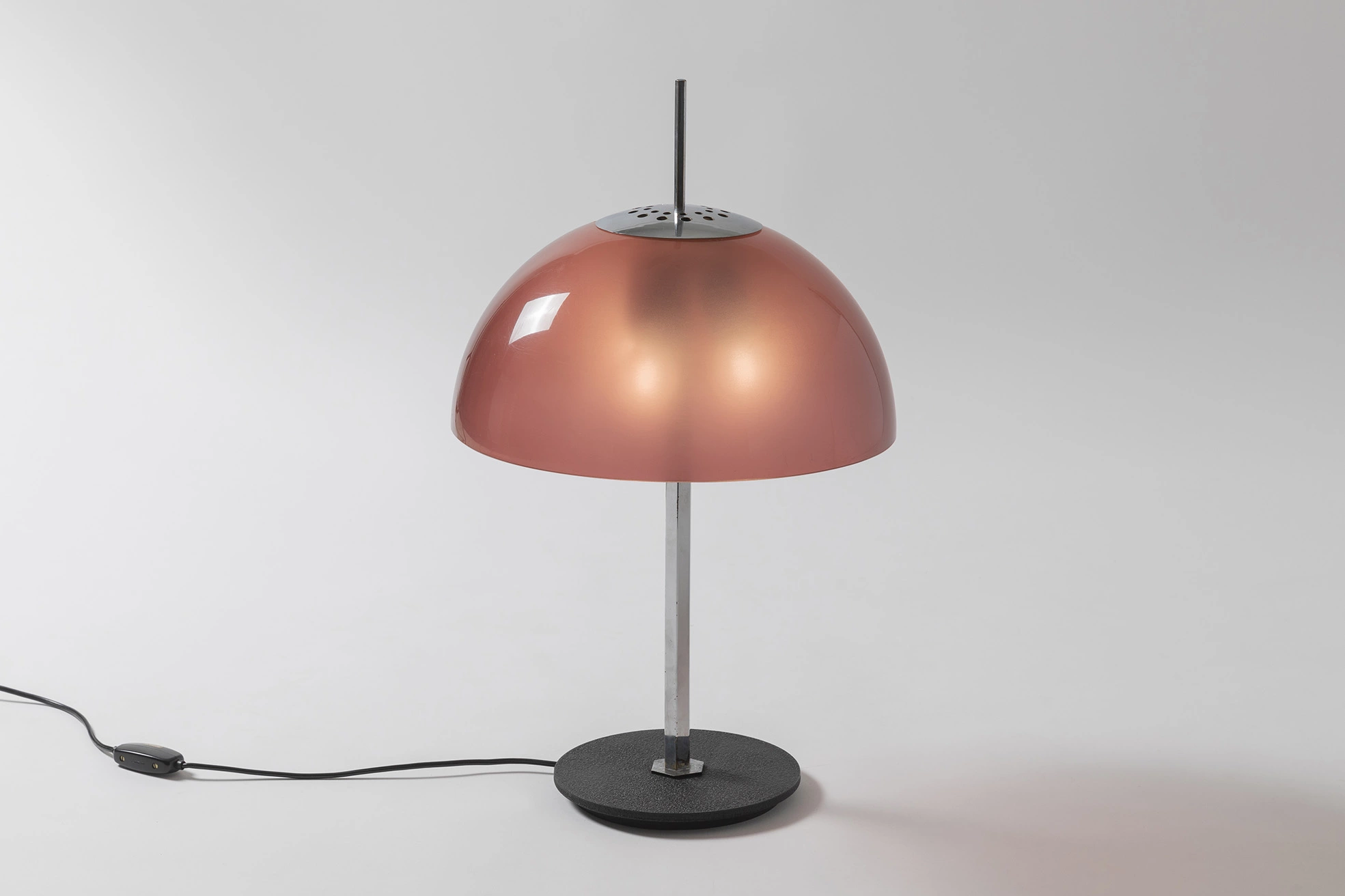 584/G (pink) - Gino Sarfatti - Table light - Galerie kreo