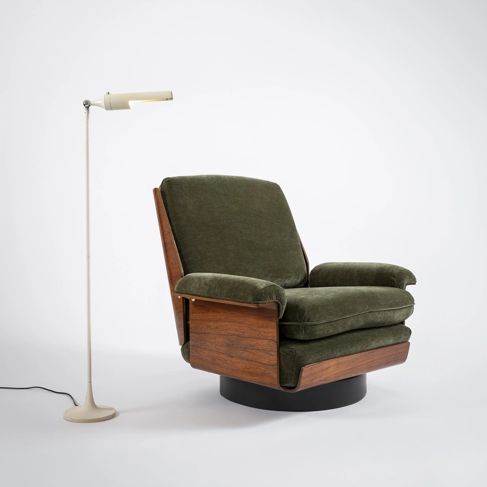 Viborg armchair (1)  - Bernard Brunier - Seating - Galerie kreo