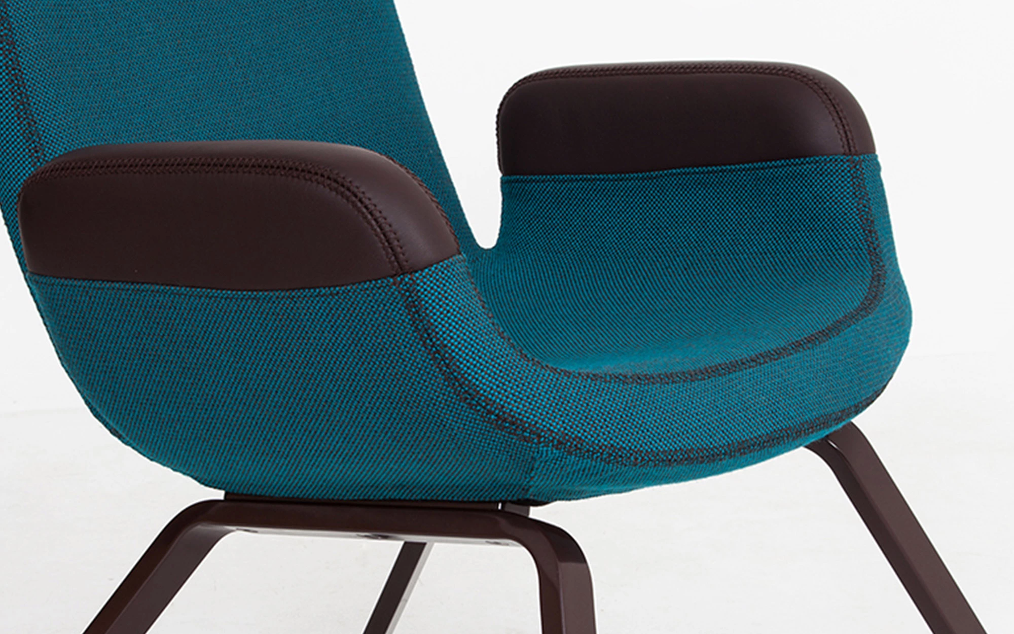 UN Lounge Chair - Hella Jongerius - Chair - Galerie kreo