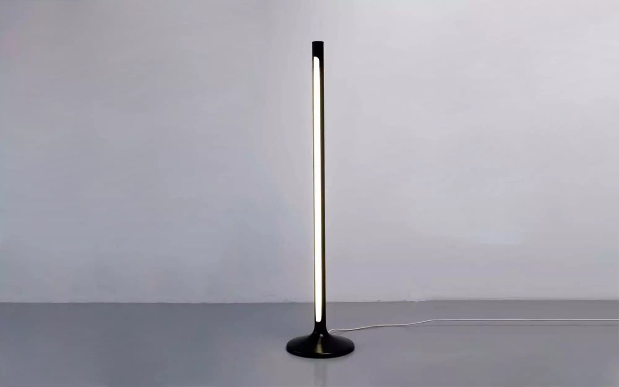 Light column - Otto Zapf - floor-light - Galerie kreo