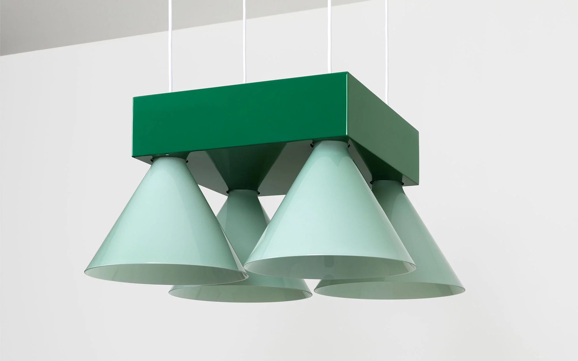 Signal C4S MONOCHROMATIC - Edward Barber and Jay Osgerby - Pendant light - Galerie kreo