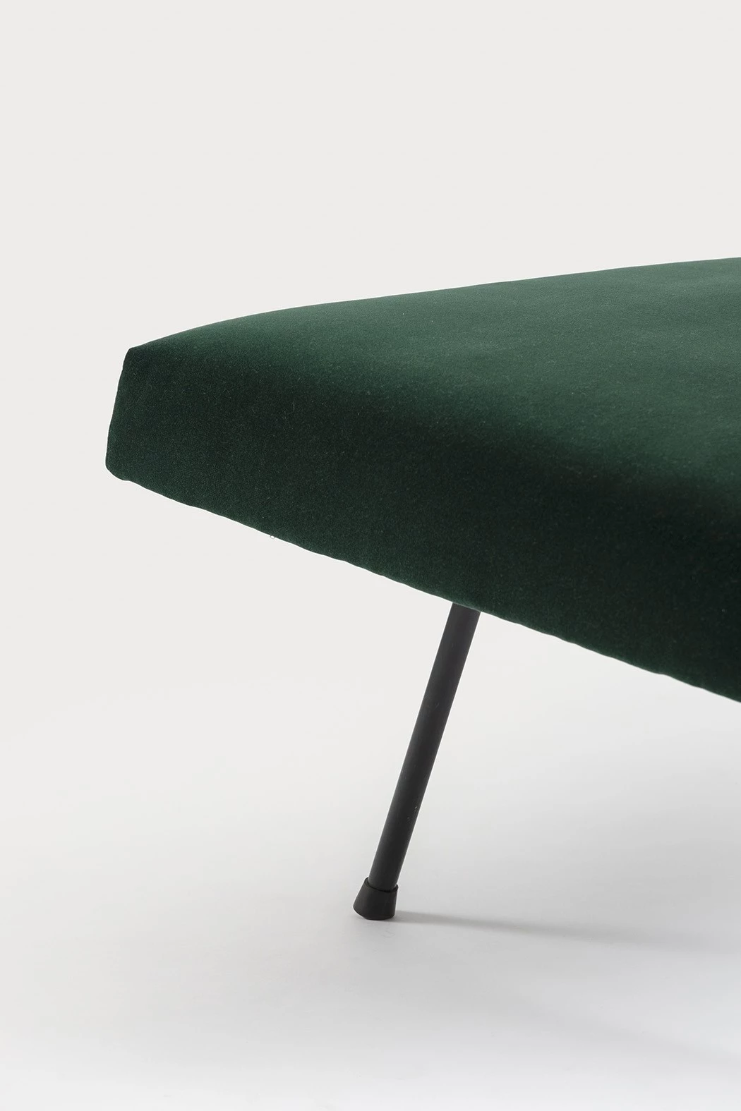 Sofa - Florence Knoll - Seating - Galerie kreo