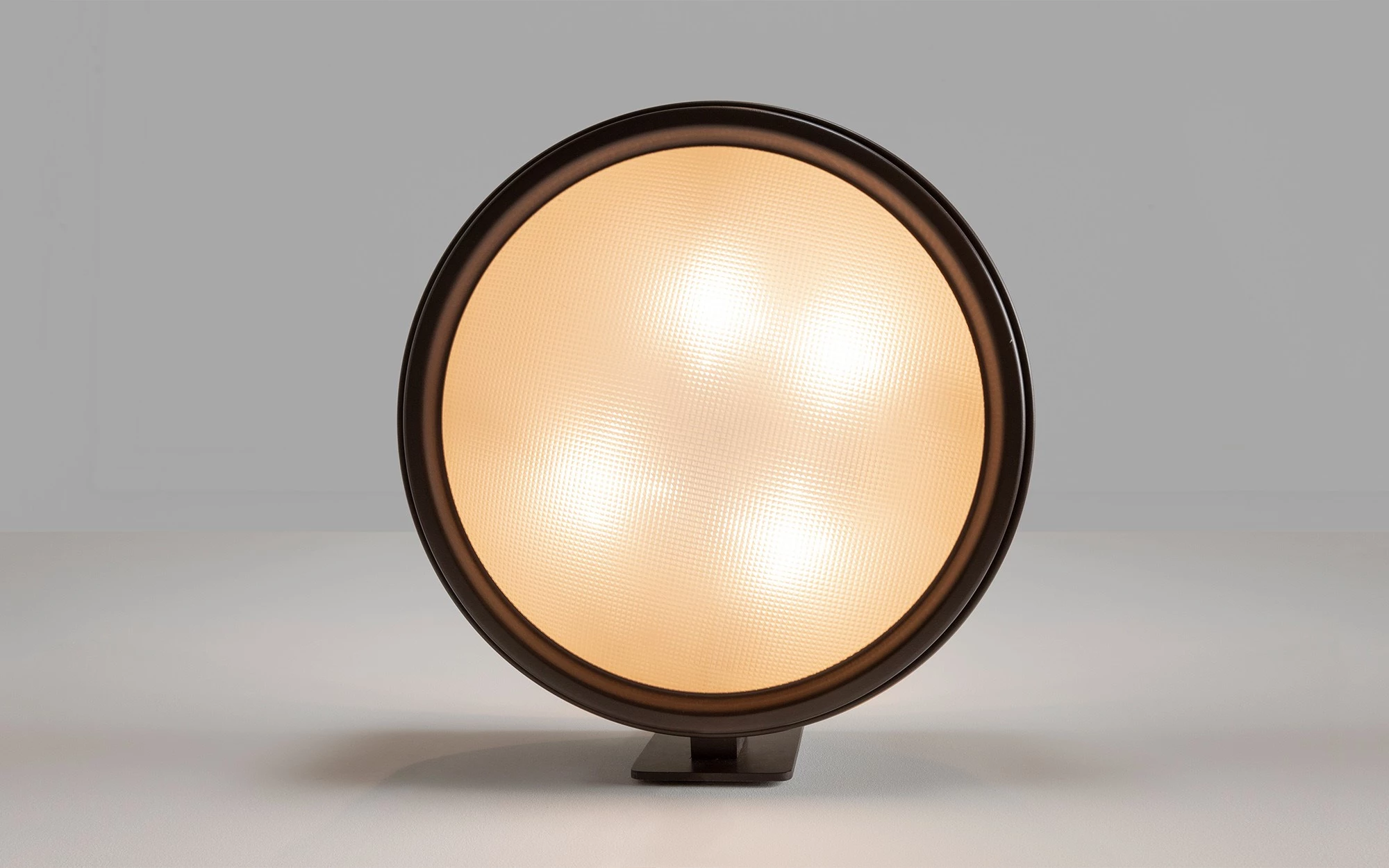 255/37 - Gino Sarfatti - Wall light - Galerie kreo