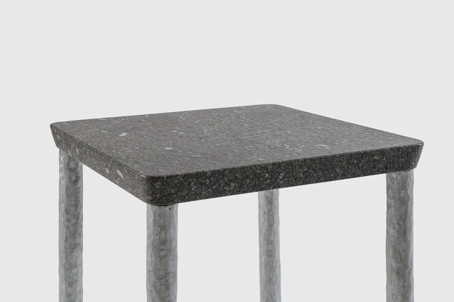 Brittany Side Table - Ronan Bouroullec - Miscellaneous - Galerie kreo