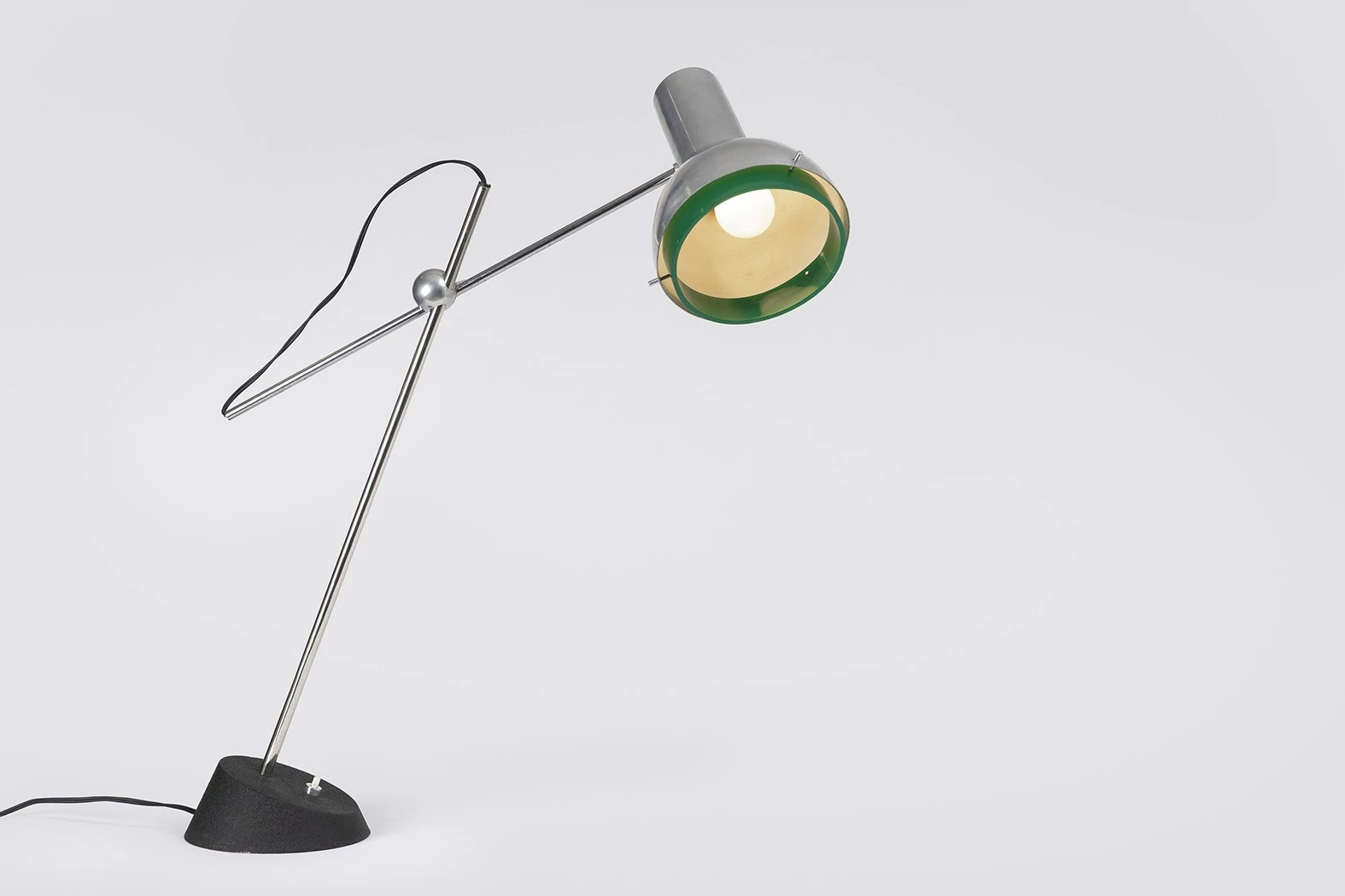 573 - Gino Sarfatti - Table light - Galerie kreo