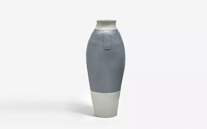 Colored Vases RAL 7001 (PEARL GREY) - Hella Jongerius - vase - Galerie kreo