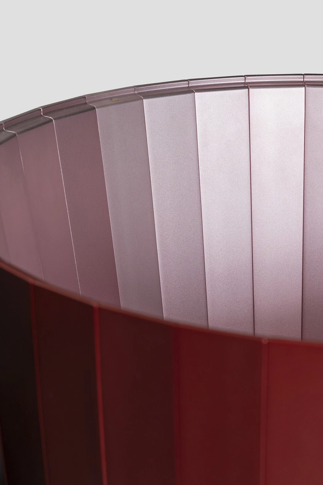 Iris 600 - Edward Barber and Jay Osgerby - Coffee table - Galerie kreo