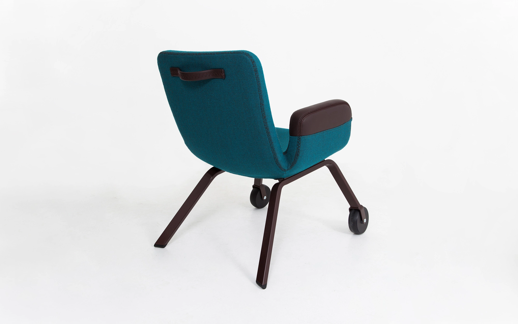 UN Lounge Chair - Hella Jongerius - Chair - Galerie kreo