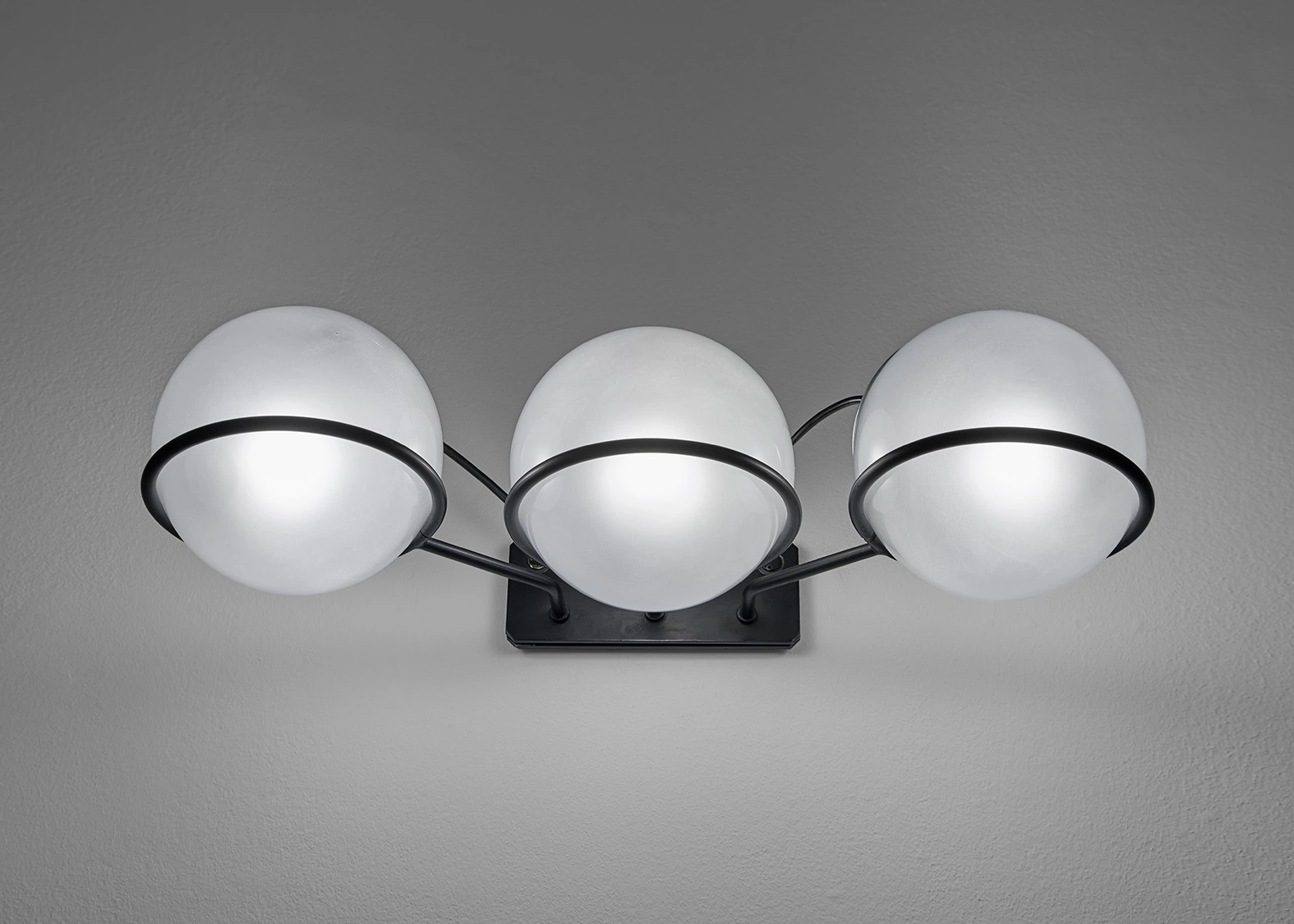 237/3 - Gino Sarfatti - Wall light - Galerie kreo