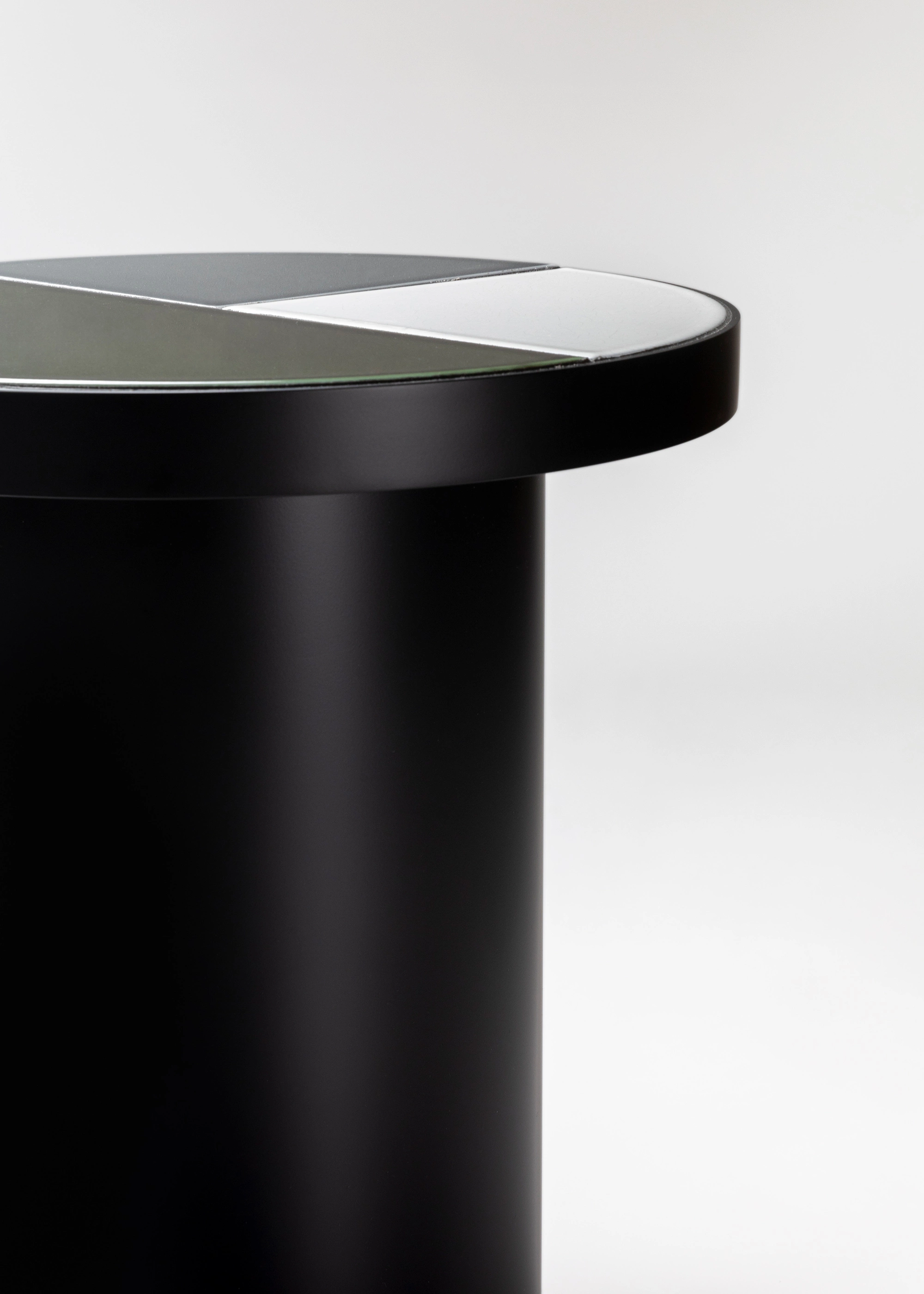 Fraction - multicolor Side Table - Pierre Charpin - Side table - Galerie kreo