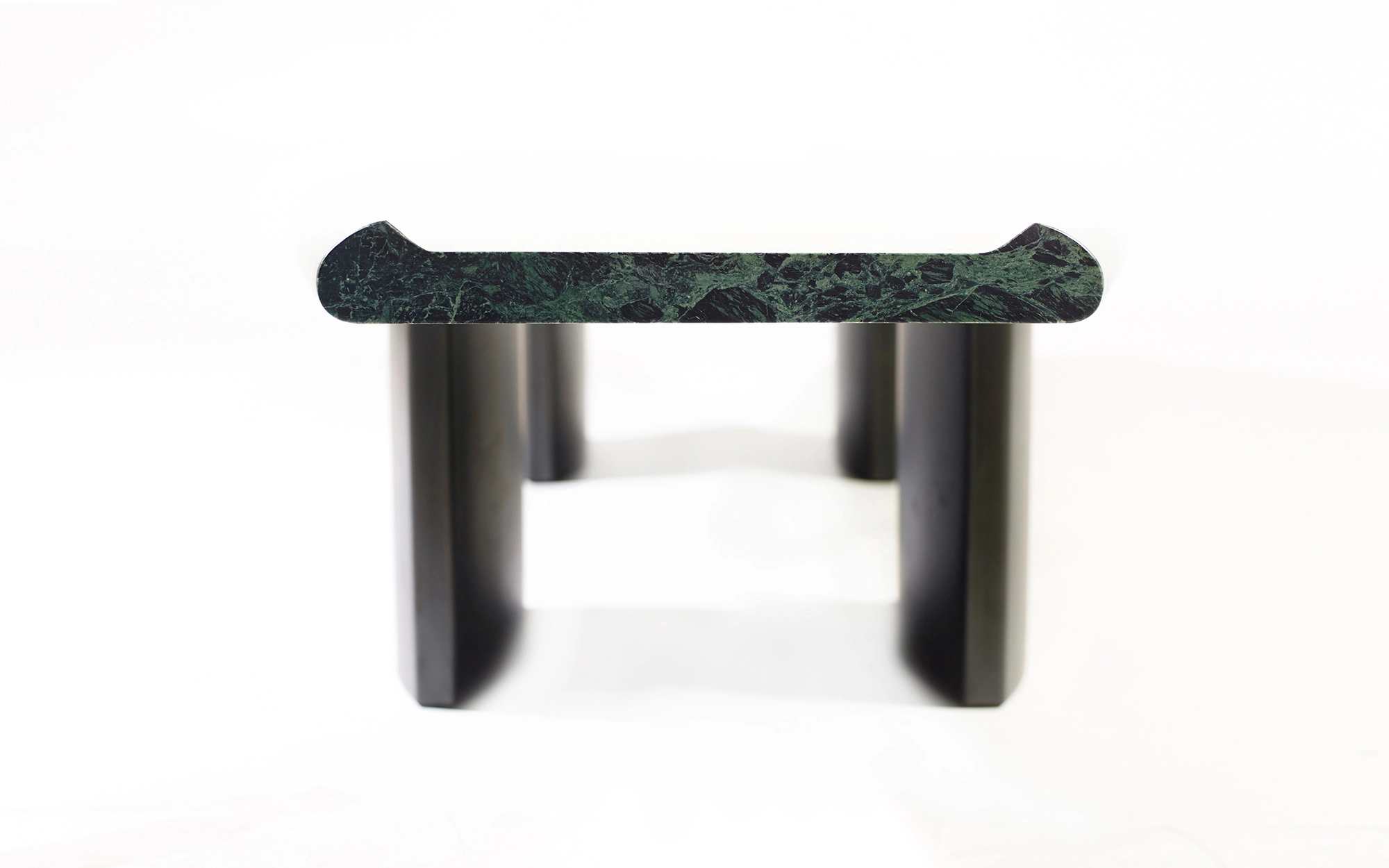 Crocodile coffee table - Jean-Baptiste Fastrez - Coffee table - Galerie kreo