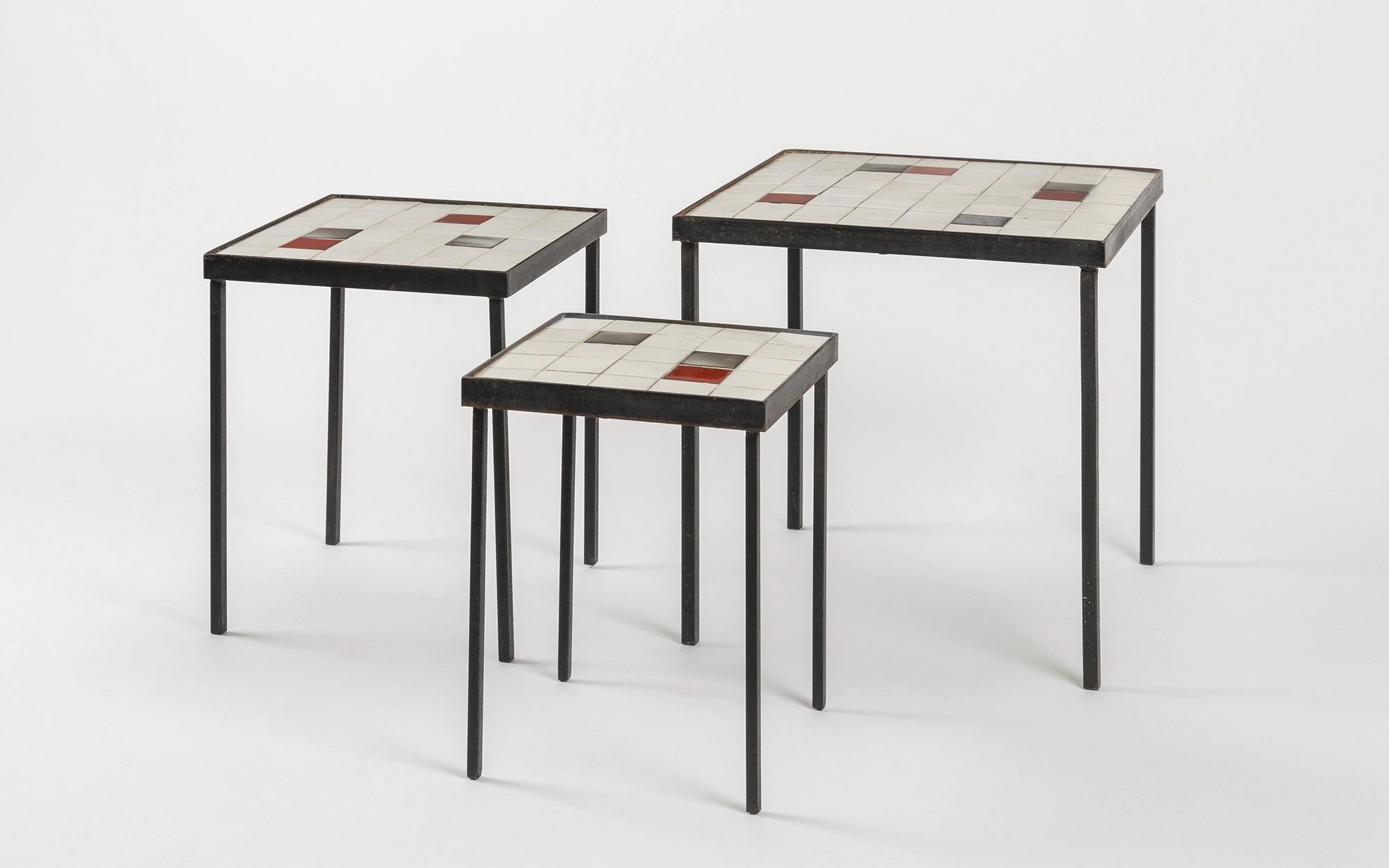 Tables basses Gigognes - Mado Jolain - Side table - Galerie kreo