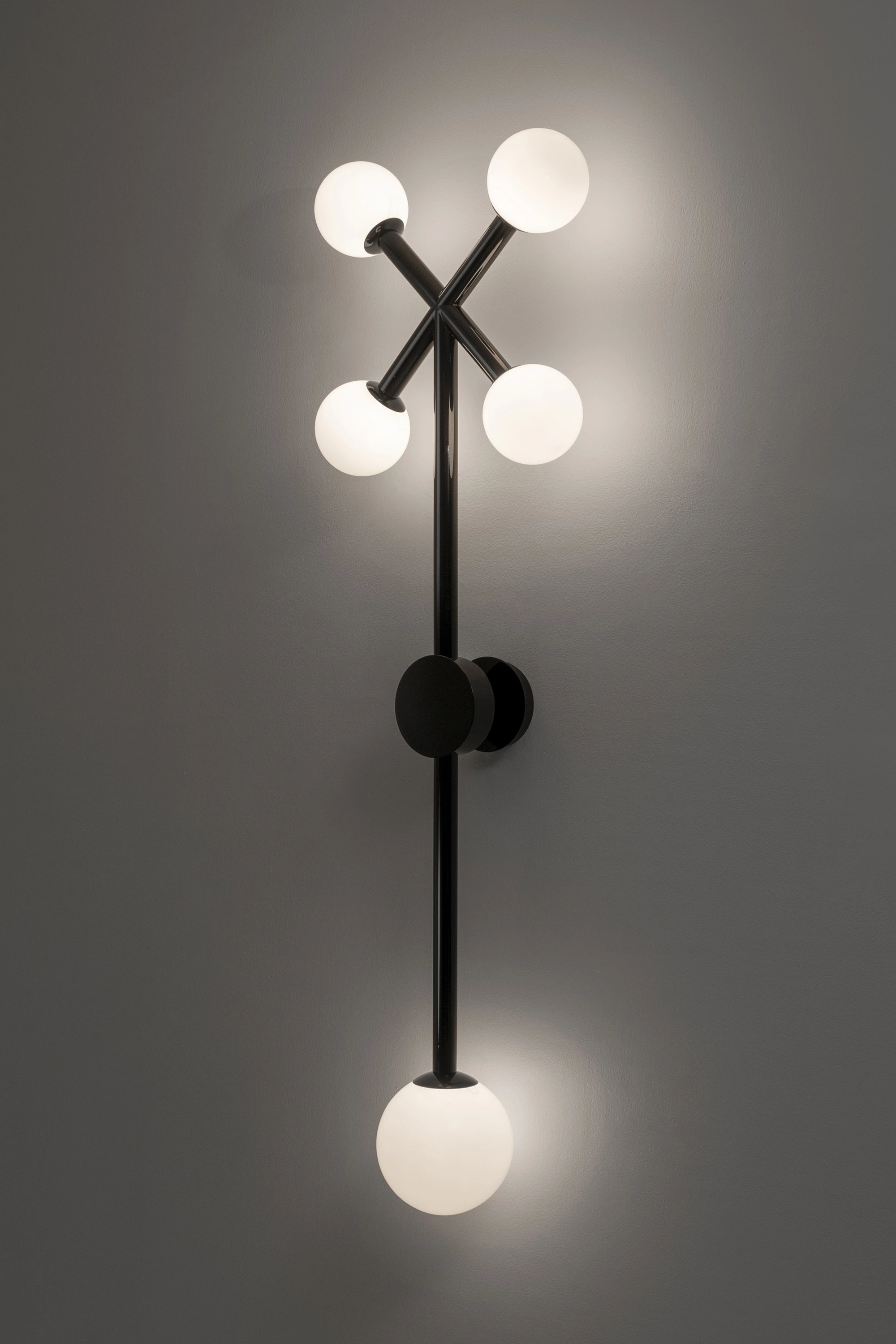 Wink lacquered - Jaime Hayon - Wall light - Galerie kreo