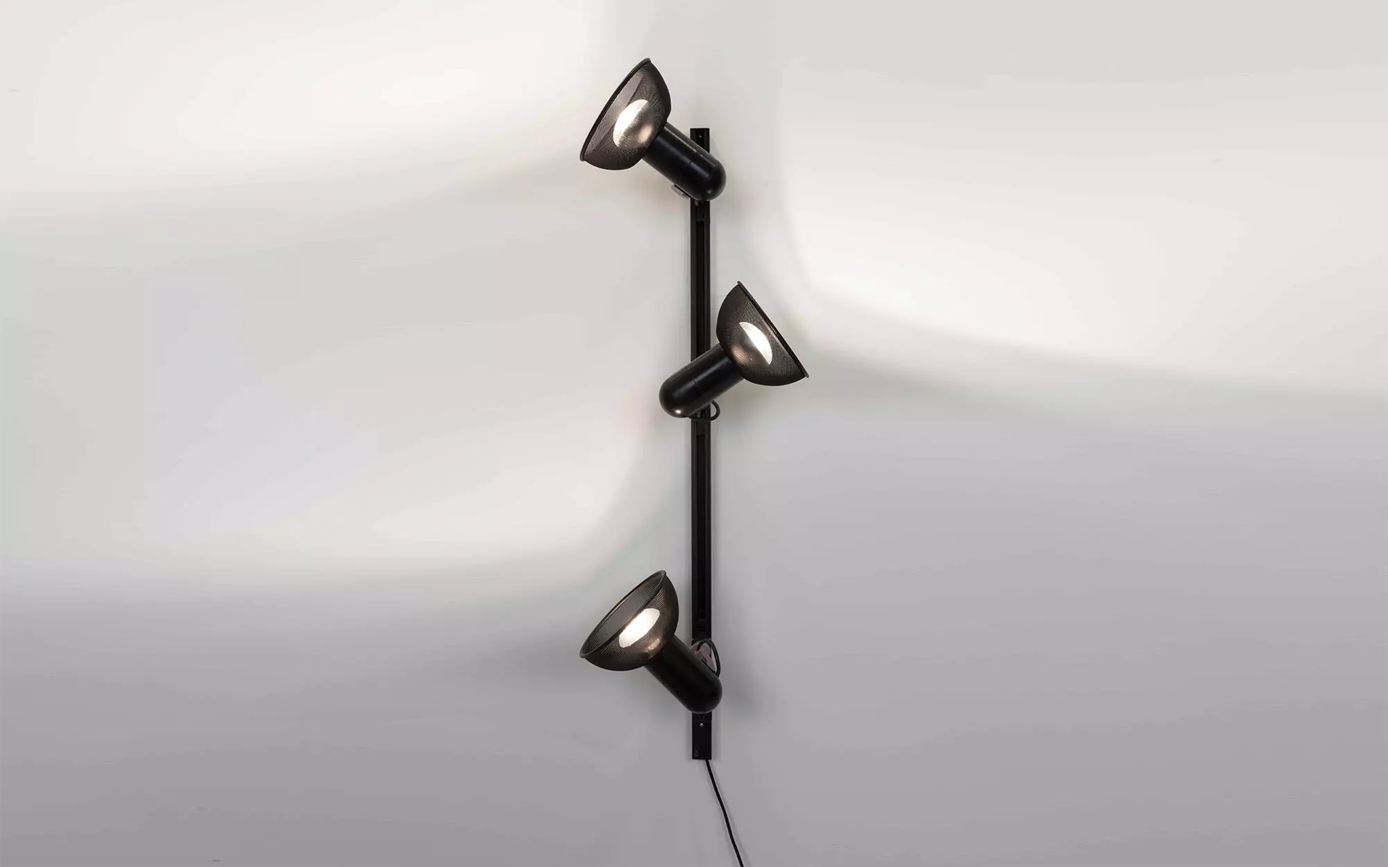 Spot - Roger Tallon - wall-light - Galerie kreo