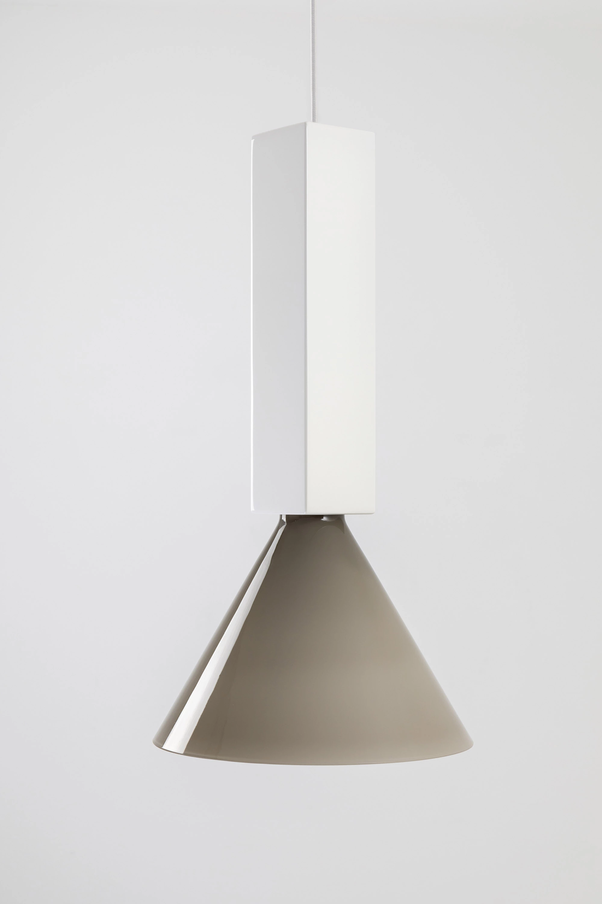 Signal C1 MONOCHROMATIC - Edward Barber and Jay Osgerby - Pendant light - Galerie kreo