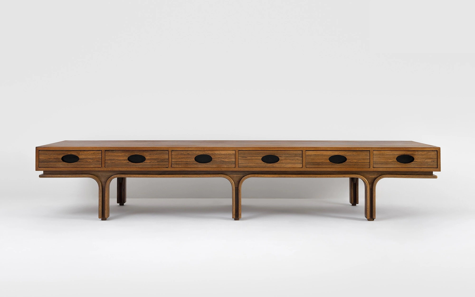 Large Coffee table - Gianfranco Frattini - console coffee-table- Galerie kreo